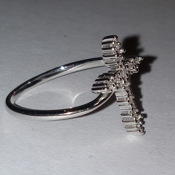 S925 sterling silver cubic zirconia cross ring size 8 - Picture 3 of 4